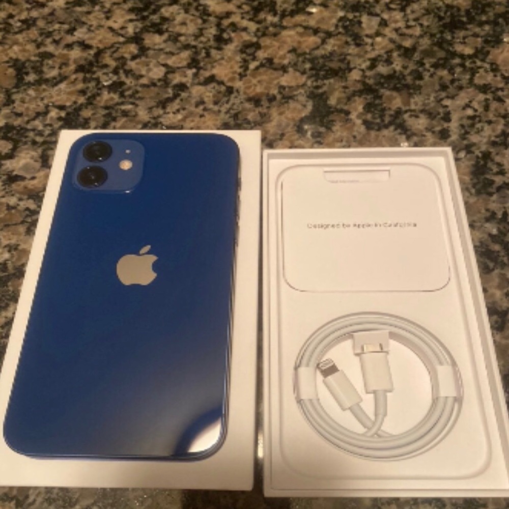 iPhone 11 blue navy